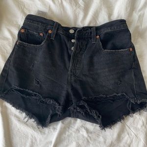 501 black denim levi’s shorts